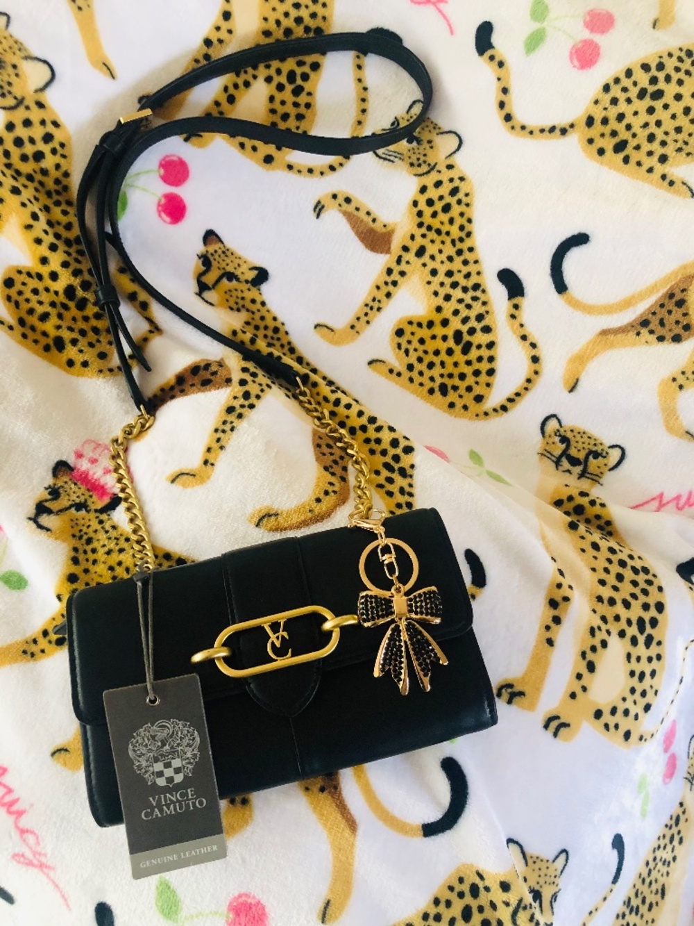 Just in NWT Vince Camuto Convertible Crossbody